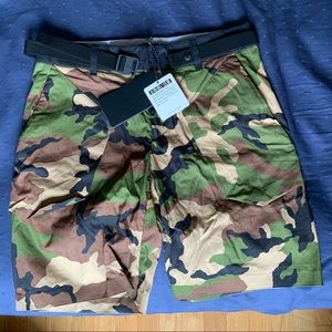 Urban Explorer The North Face Cargo Shorts Camo 32